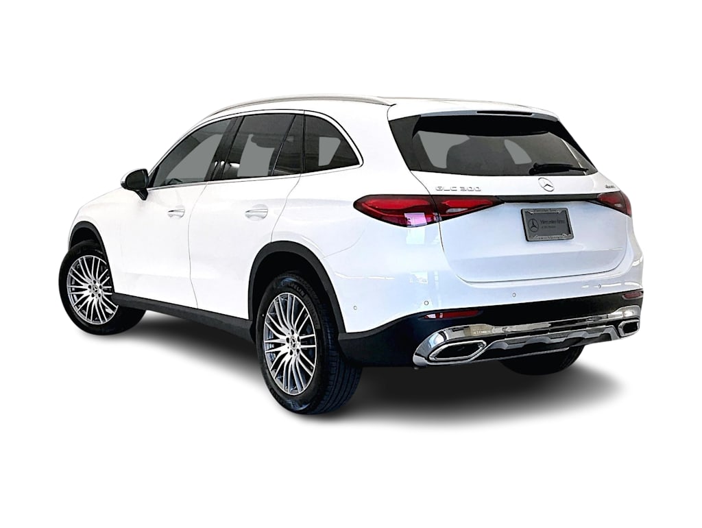 Thumbnail: 2026 Mercedes-Benz GLC - 4