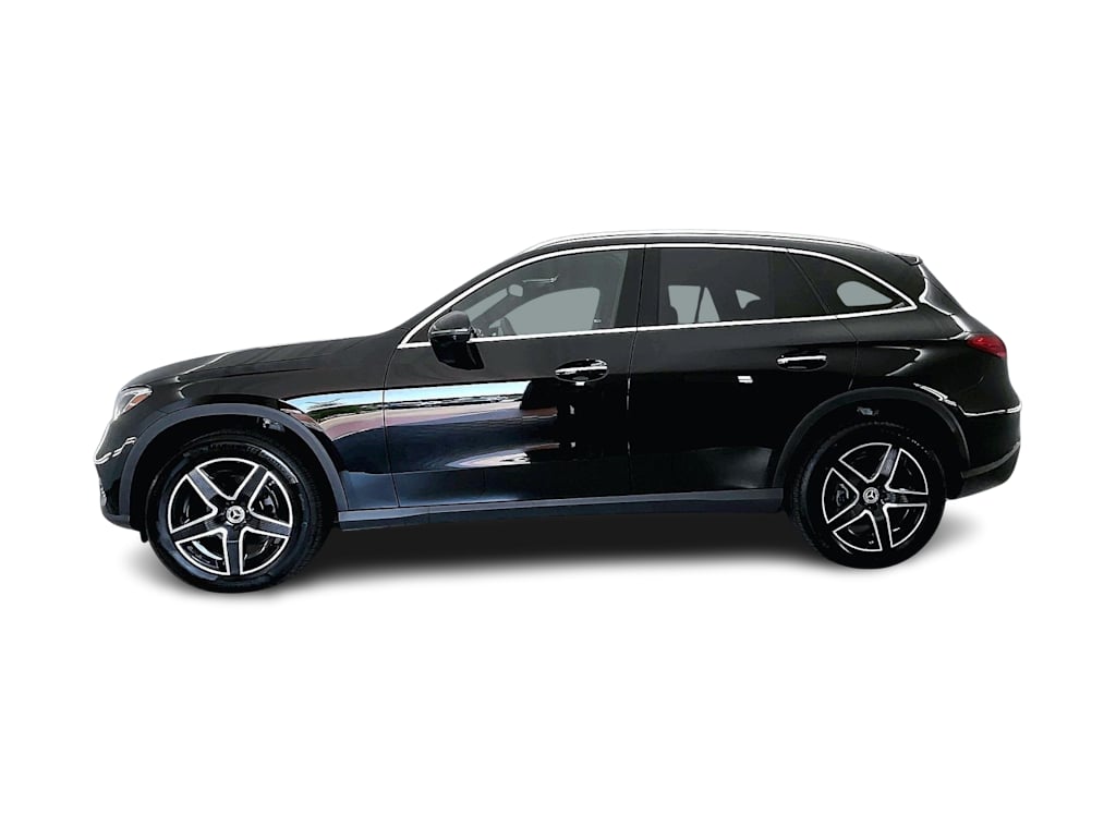 Thumbnail: 2026 Mercedes-Benz GLC - 3