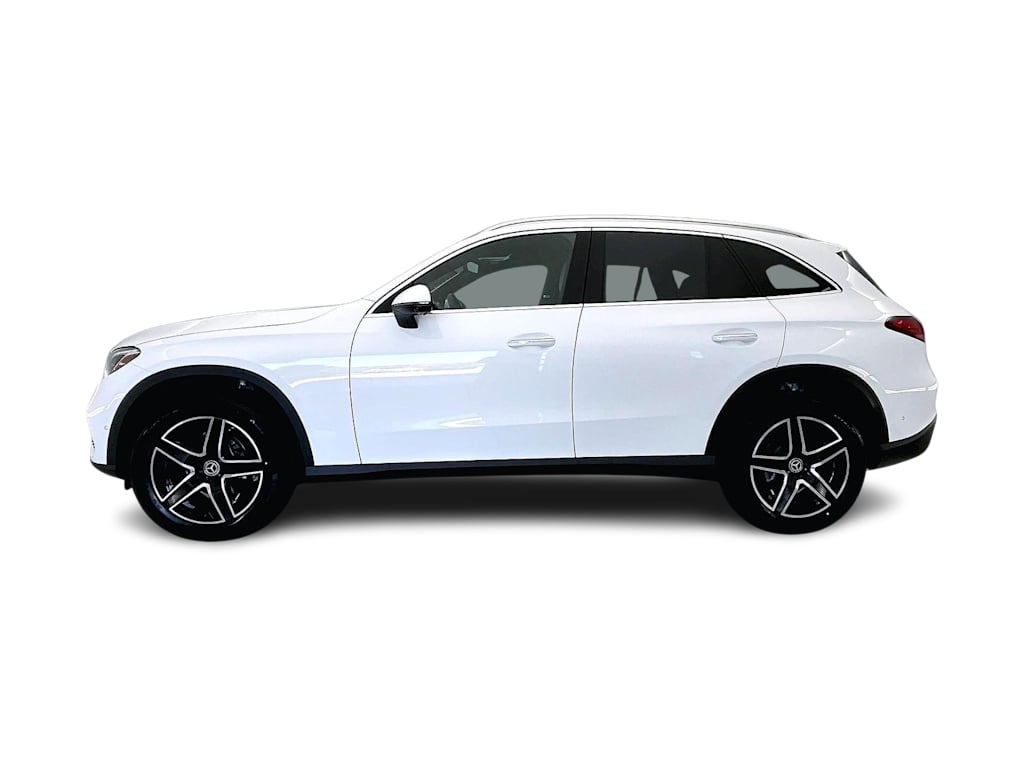 Thumbnail: 2026 Mercedes-Benz GLC - 3
