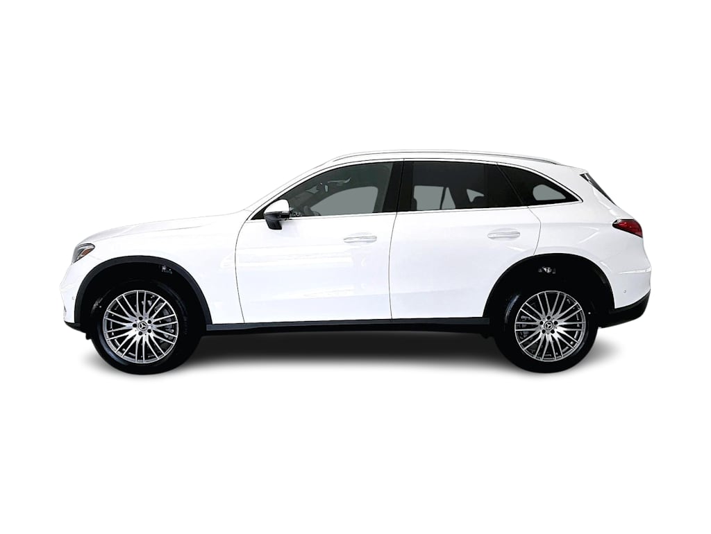 Thumbnail: 2026 Mercedes-Benz GLC - 3