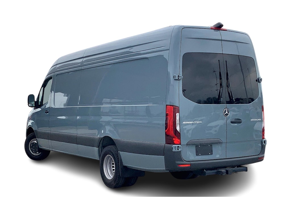 Thumbnail: 2025 Mercedes-Benz Sprinter - 4