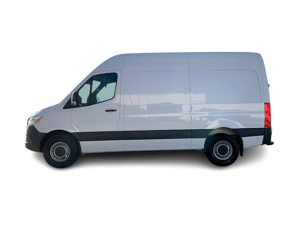 2025 Mercedes-Benz Sprinter 2500 3