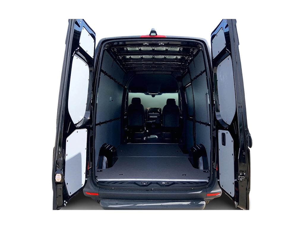 Thumbnail: 2025 Mercedes-Benz Sprinter - 16