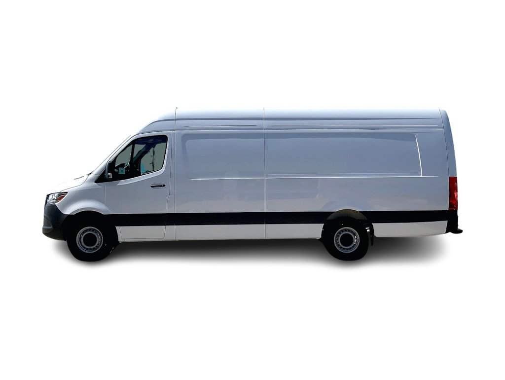 2024 Mercedes-Benz Sprinter 2500 3