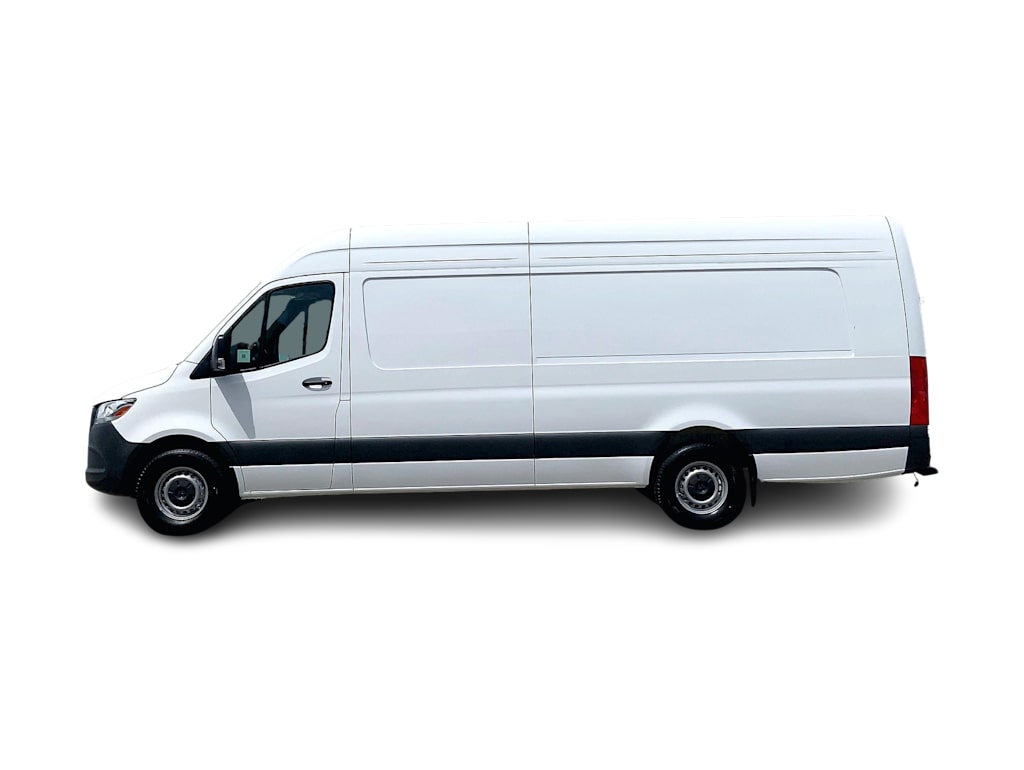 2024 Mercedes-Benz Sprinter 2500 3