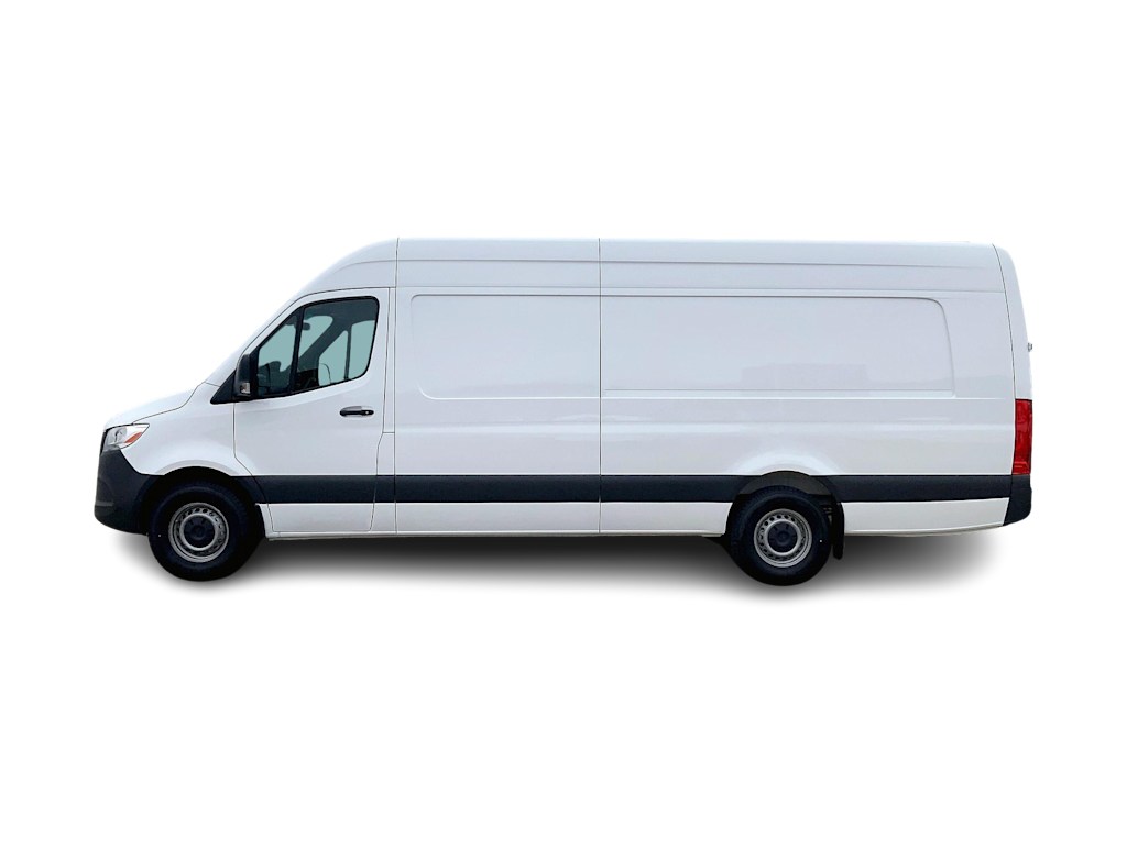 2024 Mercedes-Benz Sprinter 2500 3