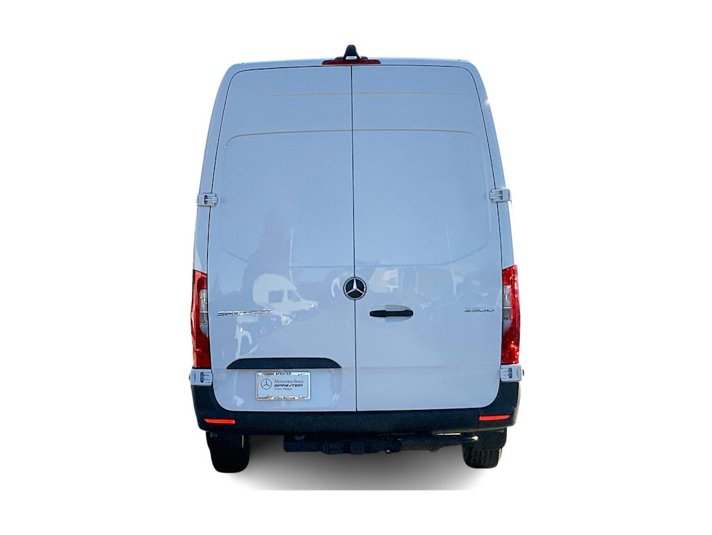 2025 Mercedes-Benz Sprinter 2500 5