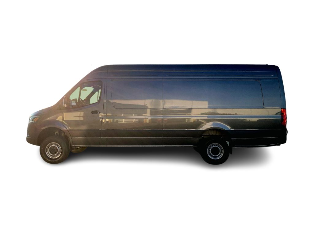 2025 Mercedes-Benz Sprinter 2500 3