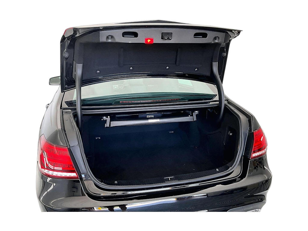 Thumbnail: 2014 Mercedes-Benz E-Class - 18