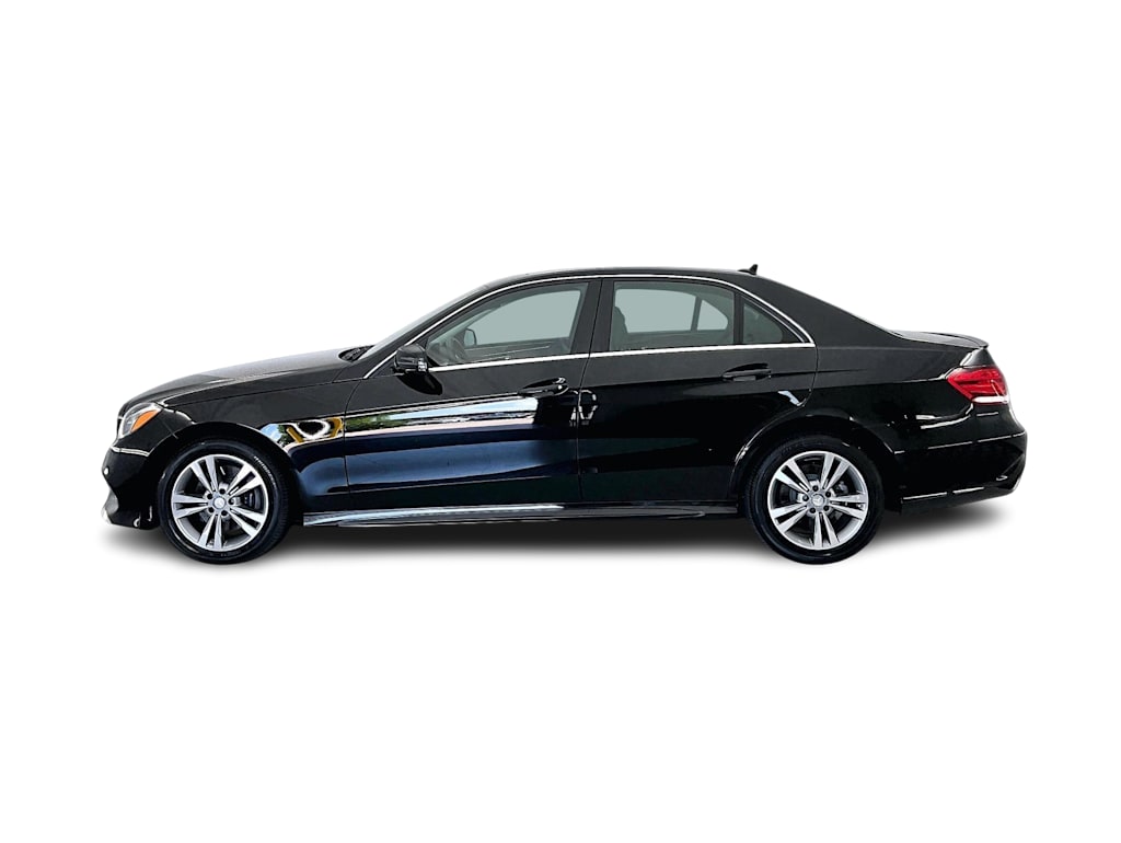Thumbnail: 2014 Mercedes-Benz E-Class - 3