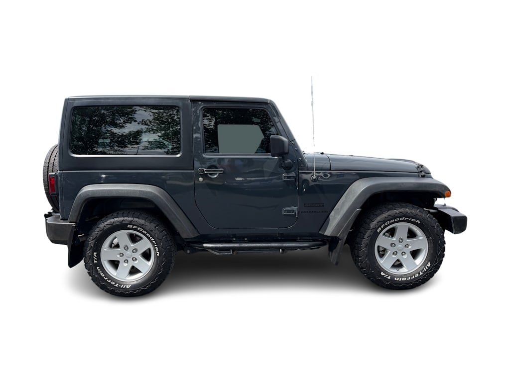 Thumbnail: 2016 Jeep Wrangler - 18
