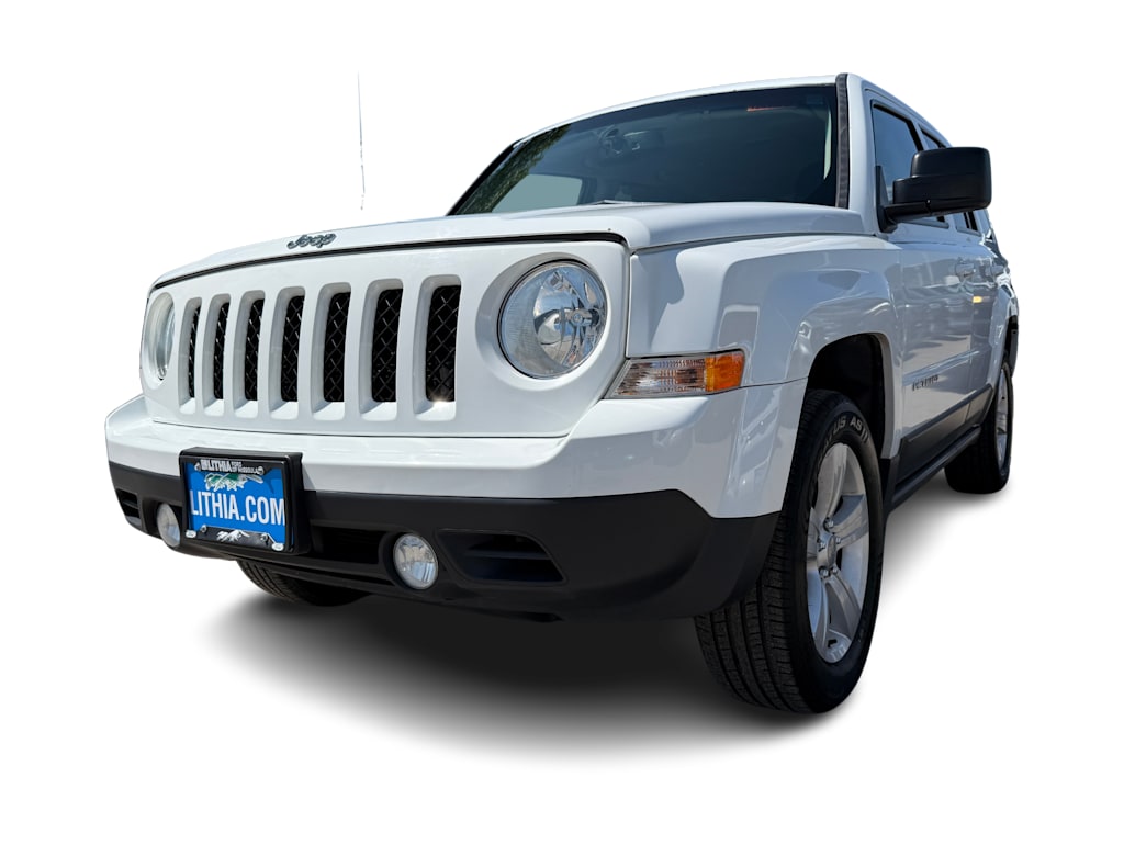 Used 2017 Jeep Patriot Latitude with VIN 1C4NJRFB8HD121640 for sale in Hudson, WI