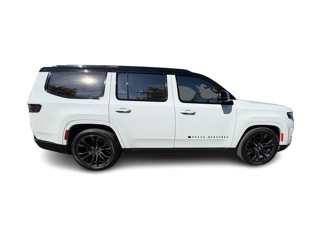 Thumbnail: 2023 Jeep Grand Wagoneer - 18