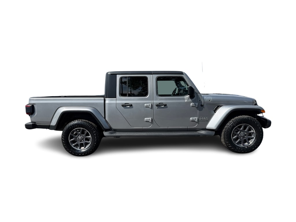 Thumbnail: 2020 Jeep Gladiator - 19
