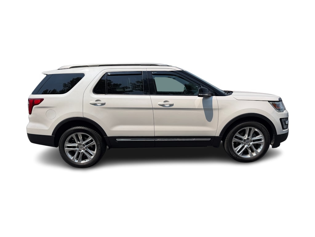Thumbnail: 2016 Ford Explorer - 18