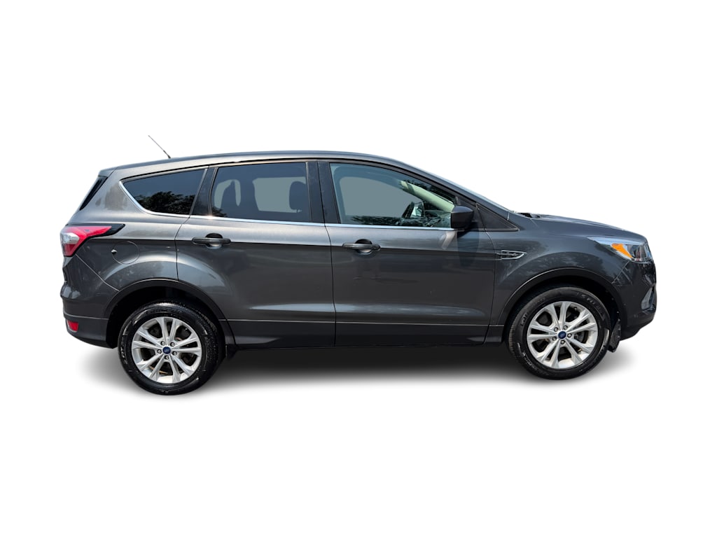 Thumbnail: 2017 Ford Escape - 18
