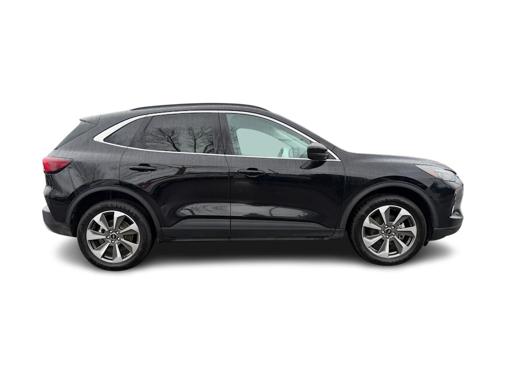 Thumbnail: 2023 Ford Escape - 18
