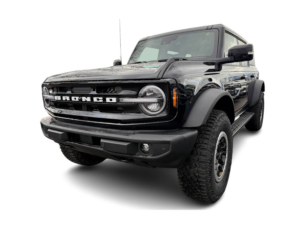 2024 Ford Bronco Outer Banks 2