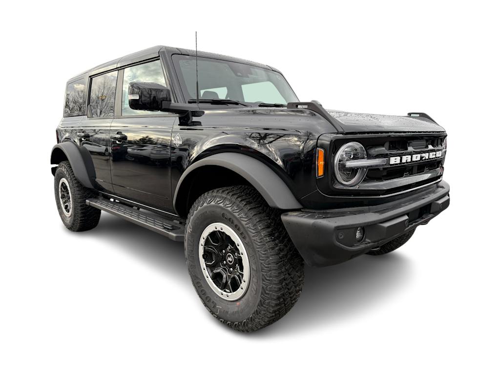 2024 Ford Bronco Outer Banks 4