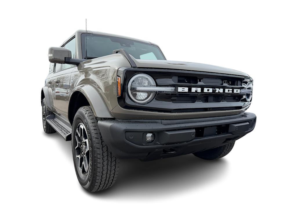 Thumbnail: 2025 Ford Bronco - 3