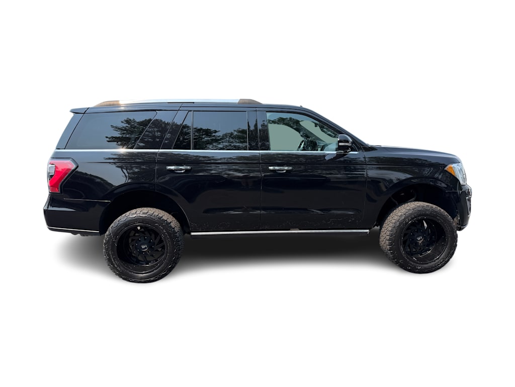 Thumbnail: 2019 Ford Expedition - 17
