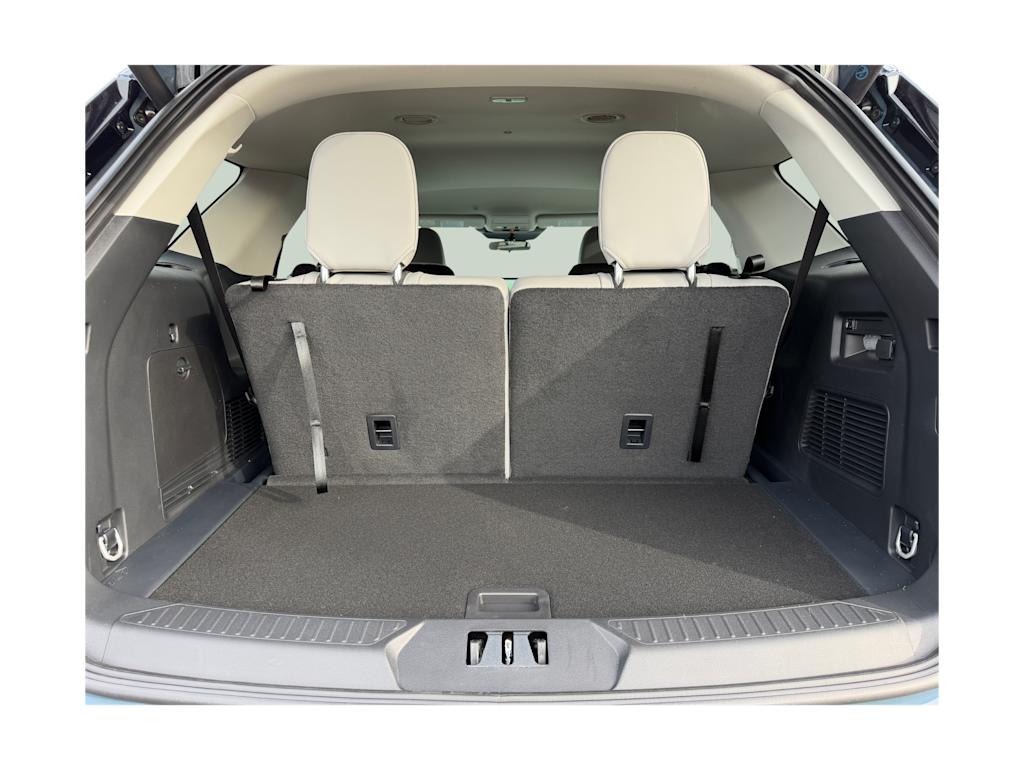 Thumbnail: 2026 Ford Explorer - 21