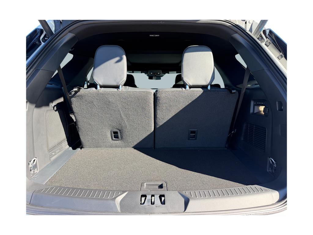 Thumbnail: 2026 Ford Explorer - 21