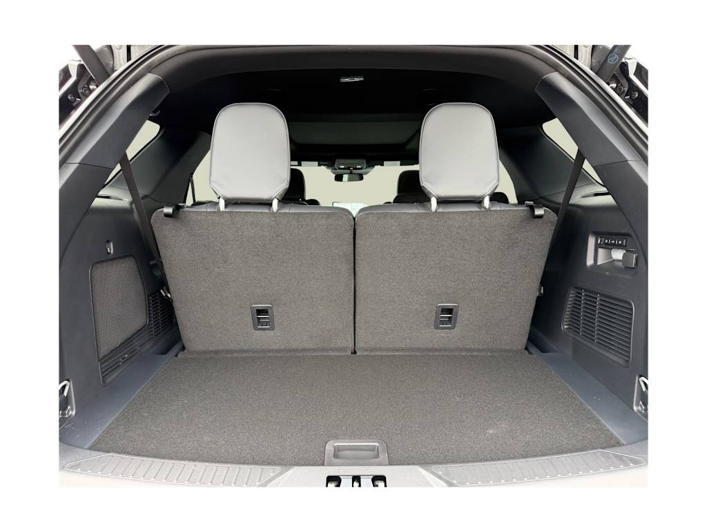 Thumbnail: 2026 Ford Explorer - 31