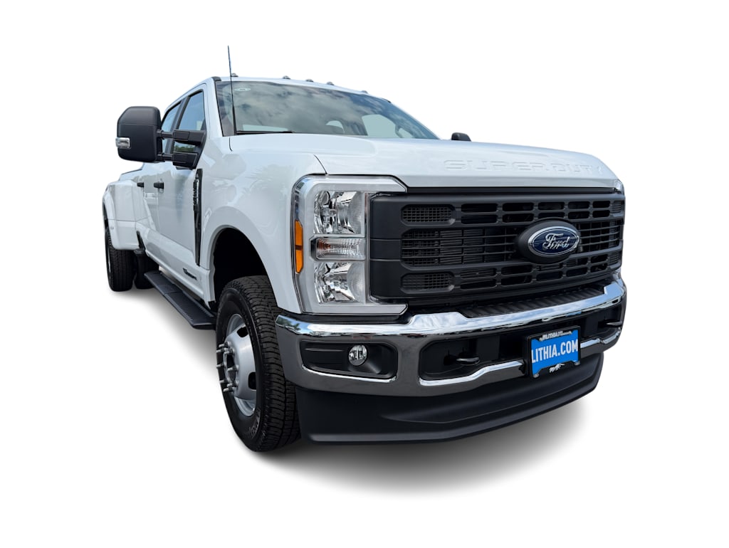 Thumbnail: 2026 Ford F-350 - 16