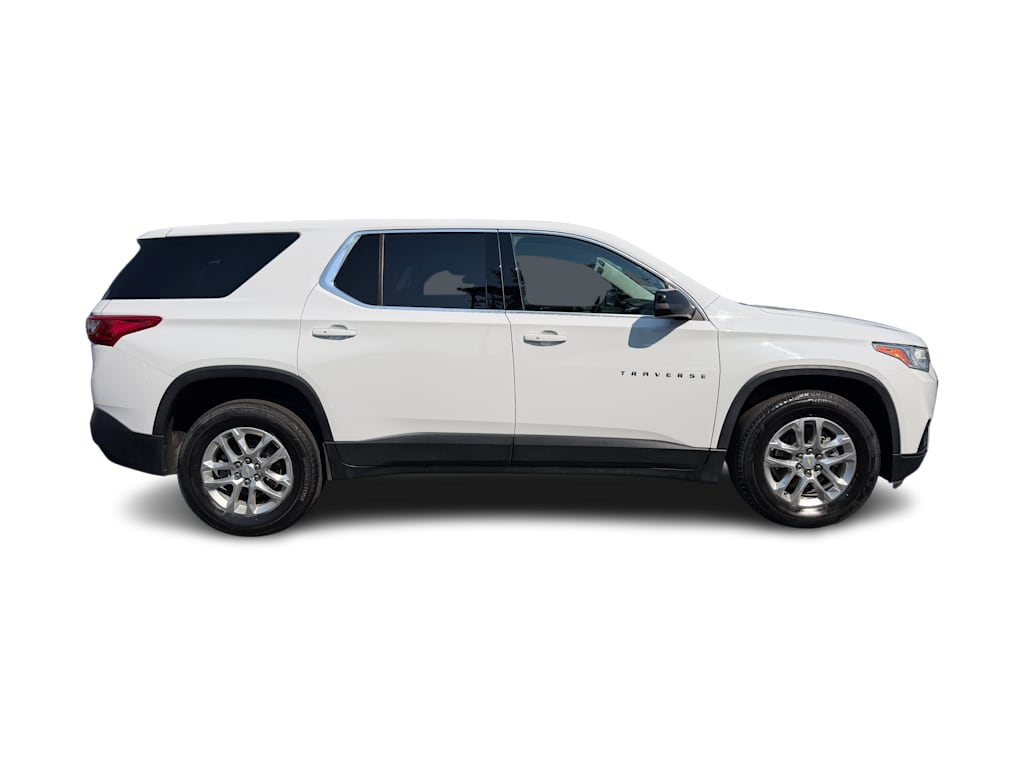 Thumbnail: 2021 Chevrolet Traverse - 19