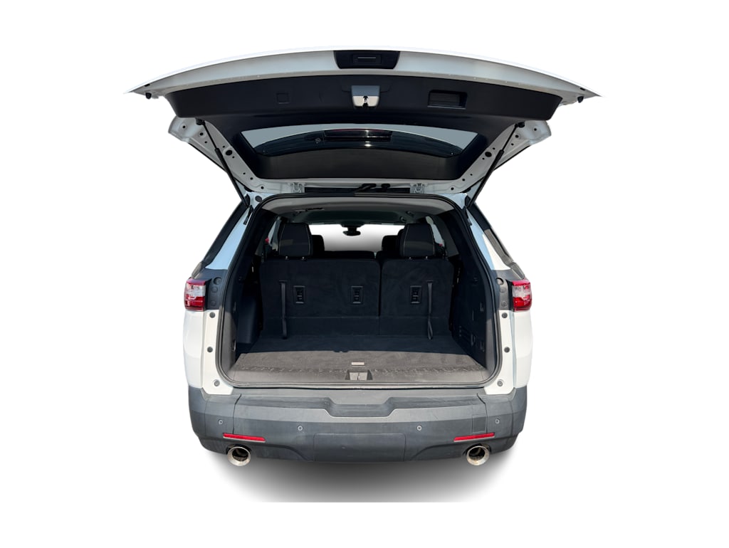 Thumbnail: 2021 Chevrolet Traverse - 16