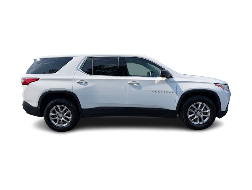 Thumbnail: 2021 Chevrolet Traverse - 19