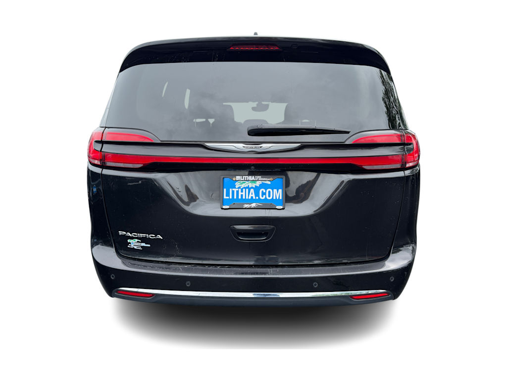Thumbnail: 2023 Chrysler Pacifica - 3