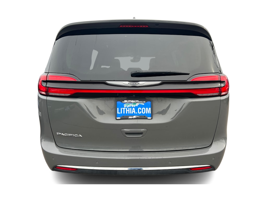 2022 Chrysler Pacifica Touring L 3