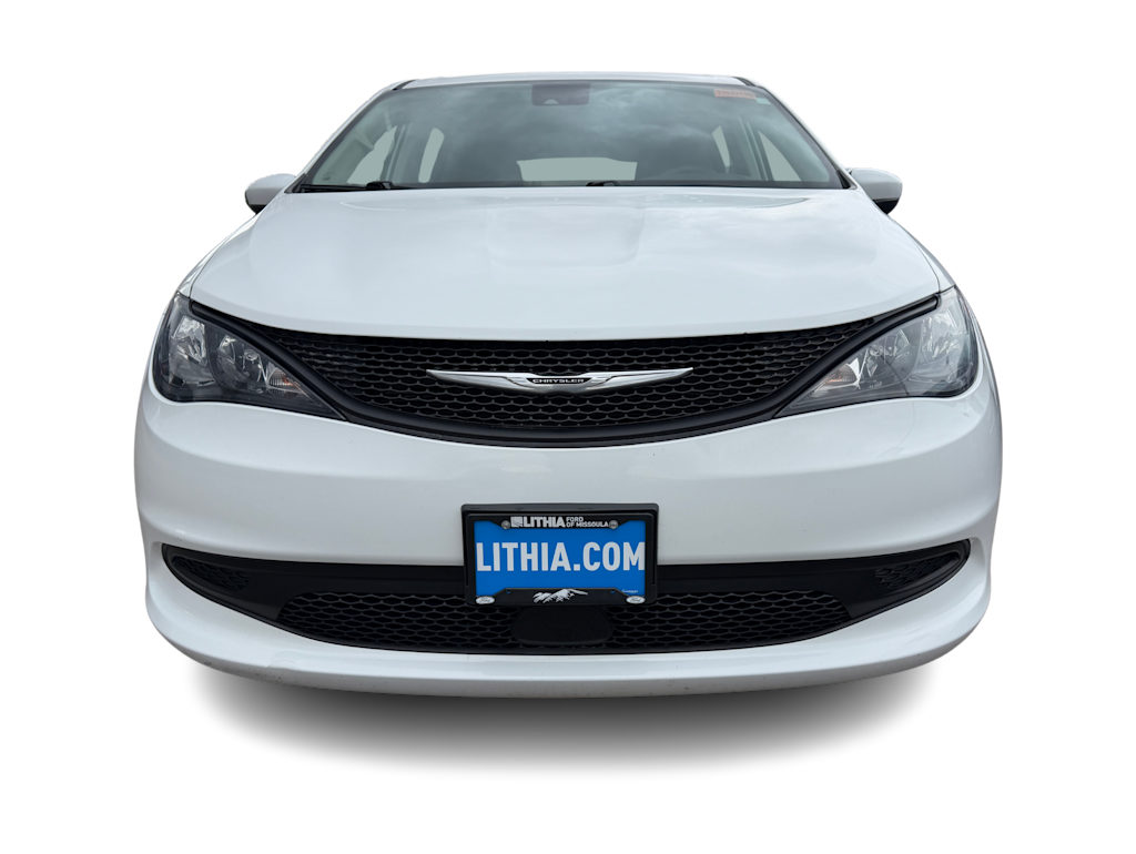 Thumbnail: 2023 Chrysler Voyager - 4
