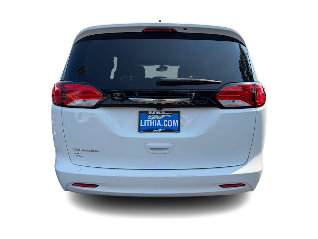 Thumbnail: 2023 Chrysler Voyager - 3