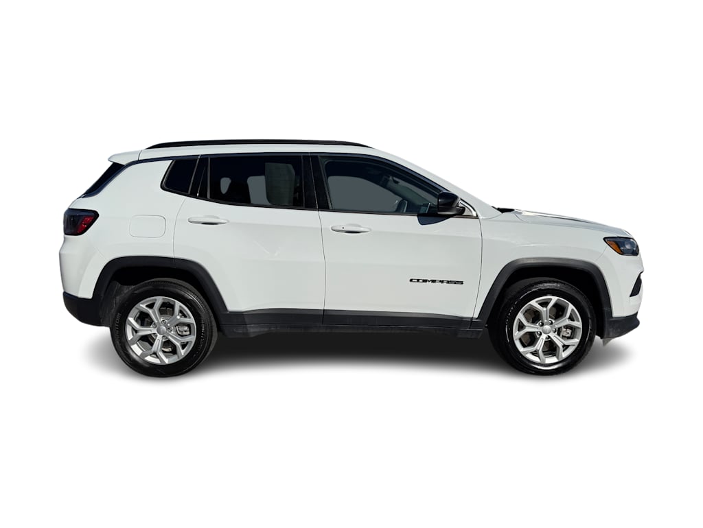 Thumbnail: 2024 Jeep Compass - 18