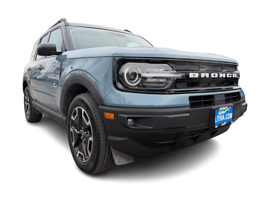 Thumbnail: 2023 Ford Bronco Sport - 3