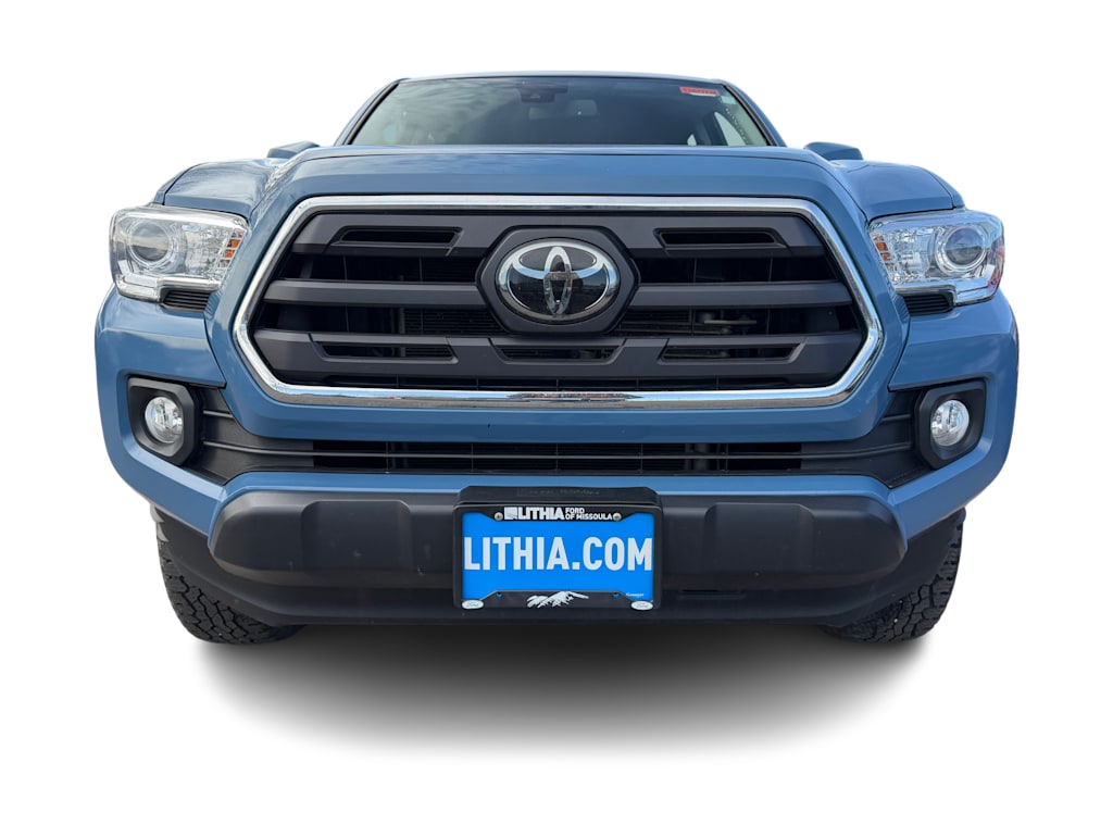 Thumbnail: 2019 Toyota Tacoma - 6