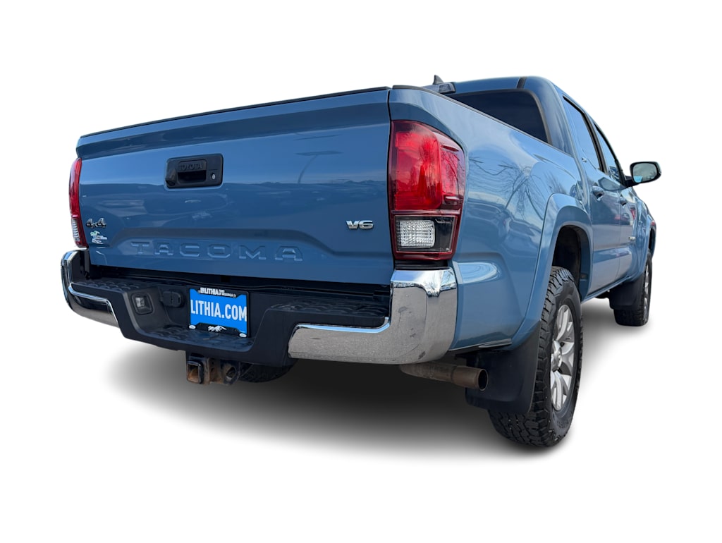 Thumbnail: 2019 Toyota Tacoma - 19