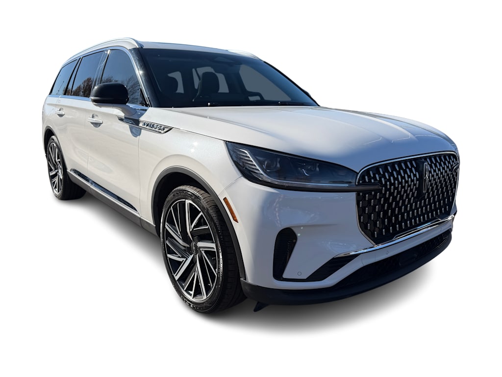 Thumbnail: 2025 Lincoln Aviator - 17