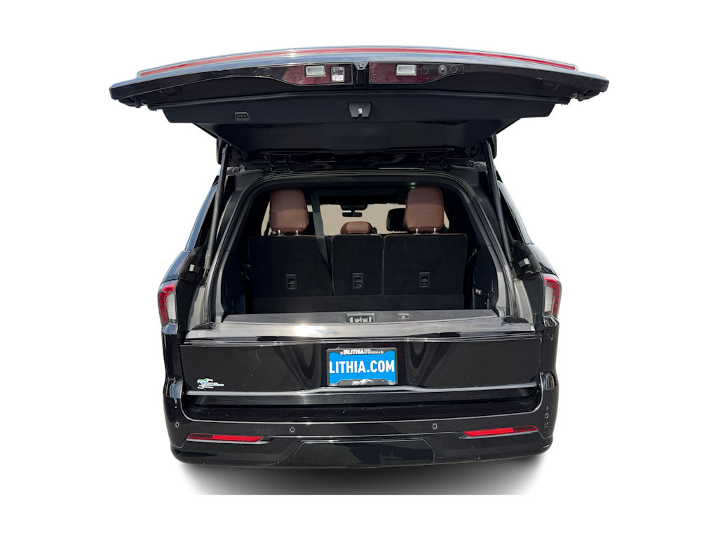 Thumbnail: 2025 Lincoln Navigator - 14