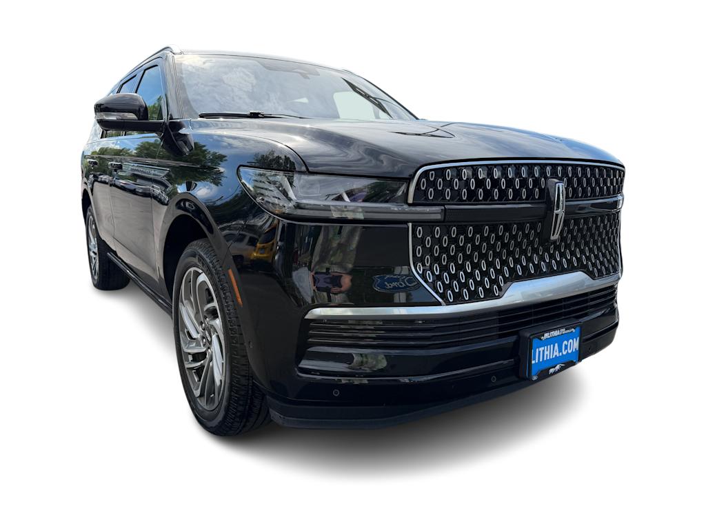 Thumbnail: 2025 Lincoln Navigator - 16