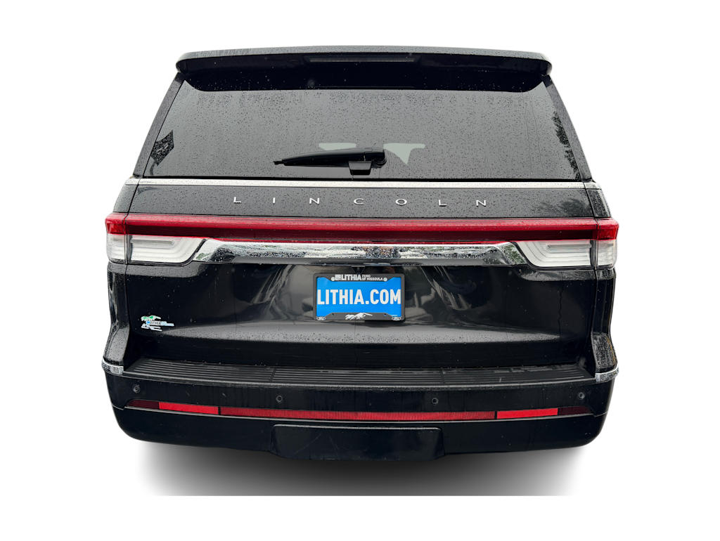 Thumbnail: 2024 Lincoln Navigator L - 3
