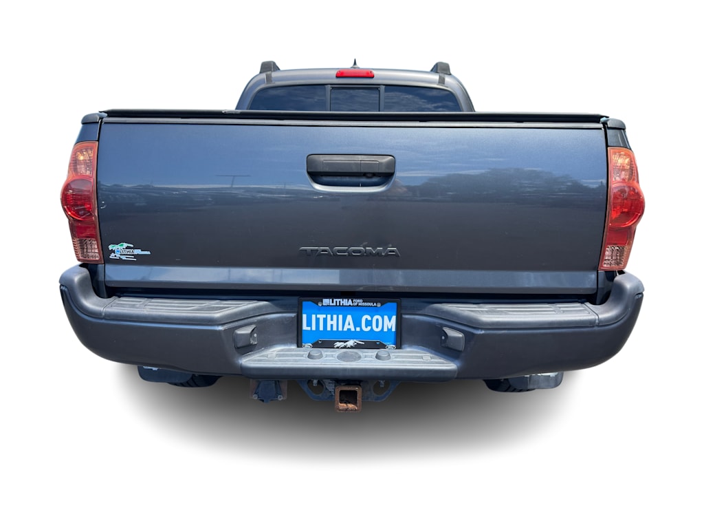 Thumbnail: 2015 Toyota Tacoma - 4