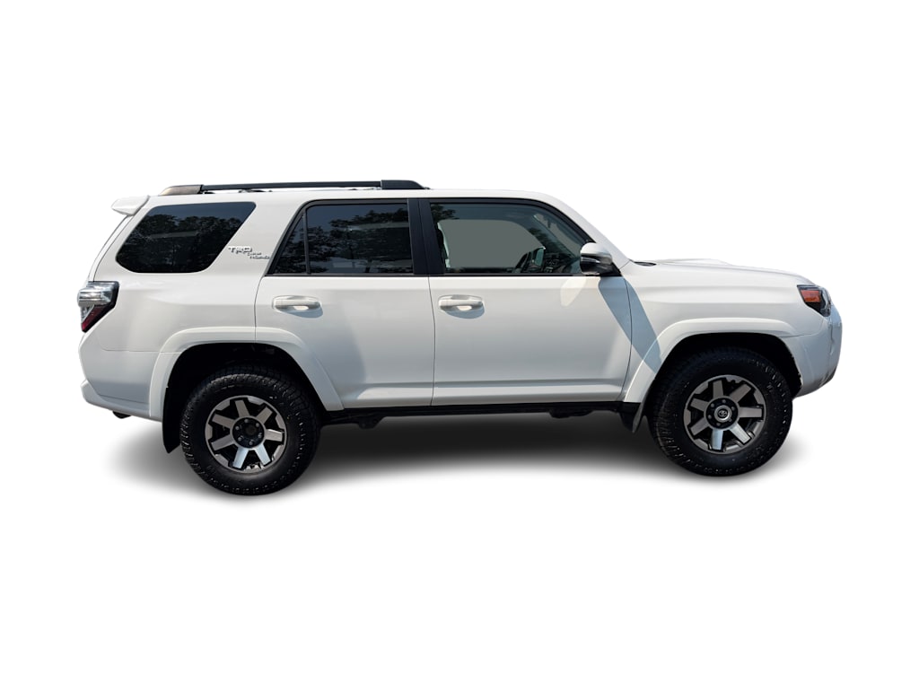 Thumbnail: 2019 Toyota 4Runner - 19