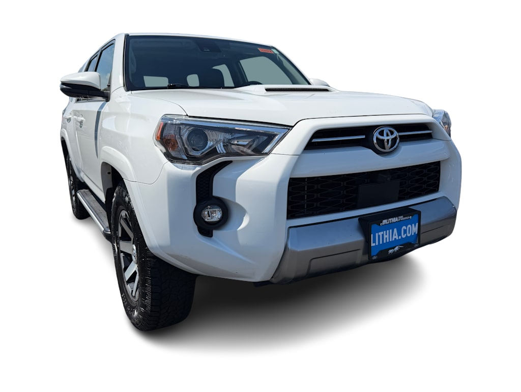 Thumbnail: 2022 Toyota 4Runner - 3
