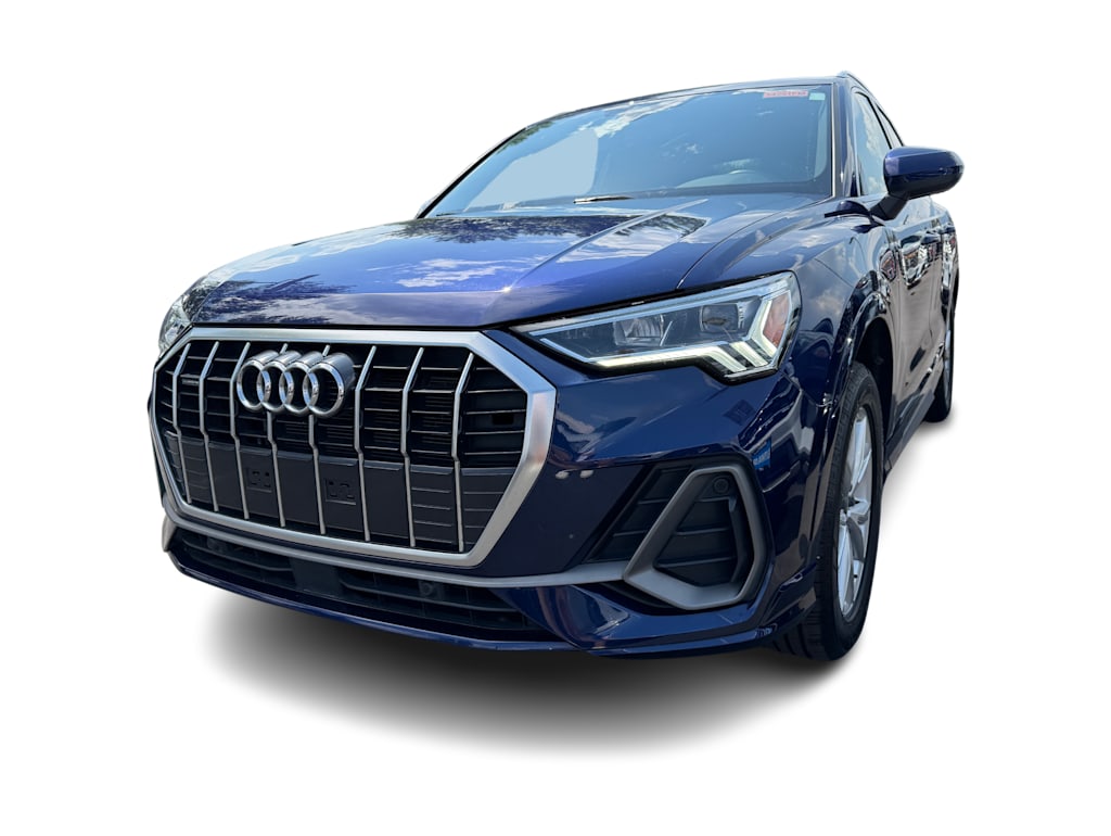 Thumbnail: 2025 Audi Q3 - 4