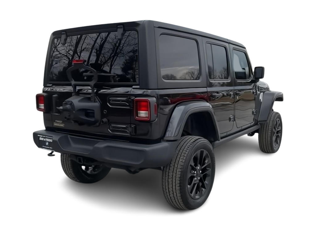 Thumbnail: 2023 Jeep Wrangler - 23