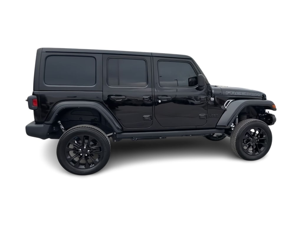 Thumbnail: 2023 Jeep Wrangler - 18